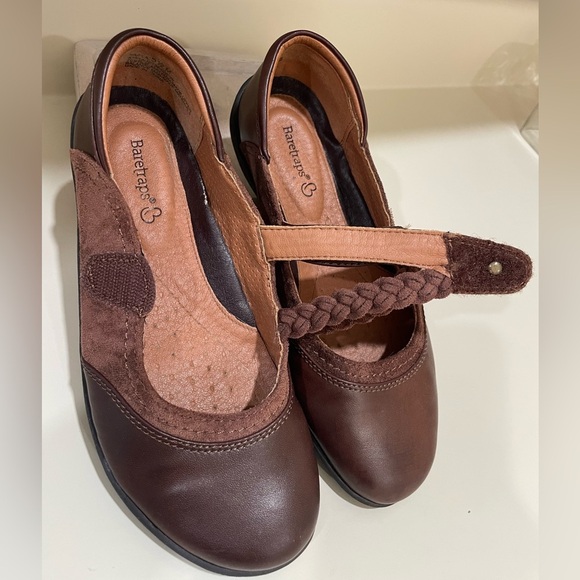 BareTraps Brown Dress Shoes with Braided Strap - Picture 3 of 9